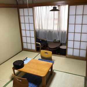 Japanese-Style Room